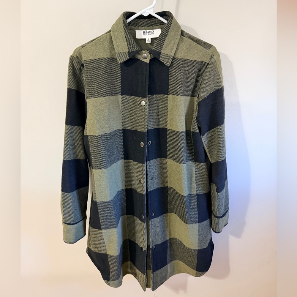 BB Dakota Olive and Black Buffalo plaid Shacket - Picture 4 of 7